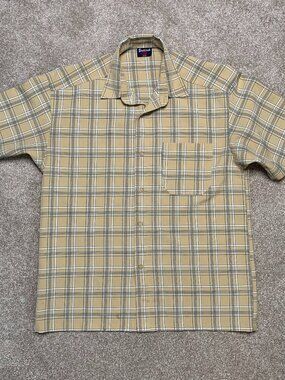 Vintage Shekinah  Men's Button Up Short Sleeve-beige-flannel L-XL Made In USA